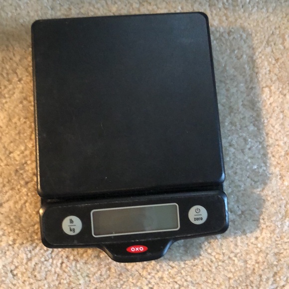 The OXO SoftWorks 5lb. Food Scale is a 5-pound capacity. - Picture 3 of 4